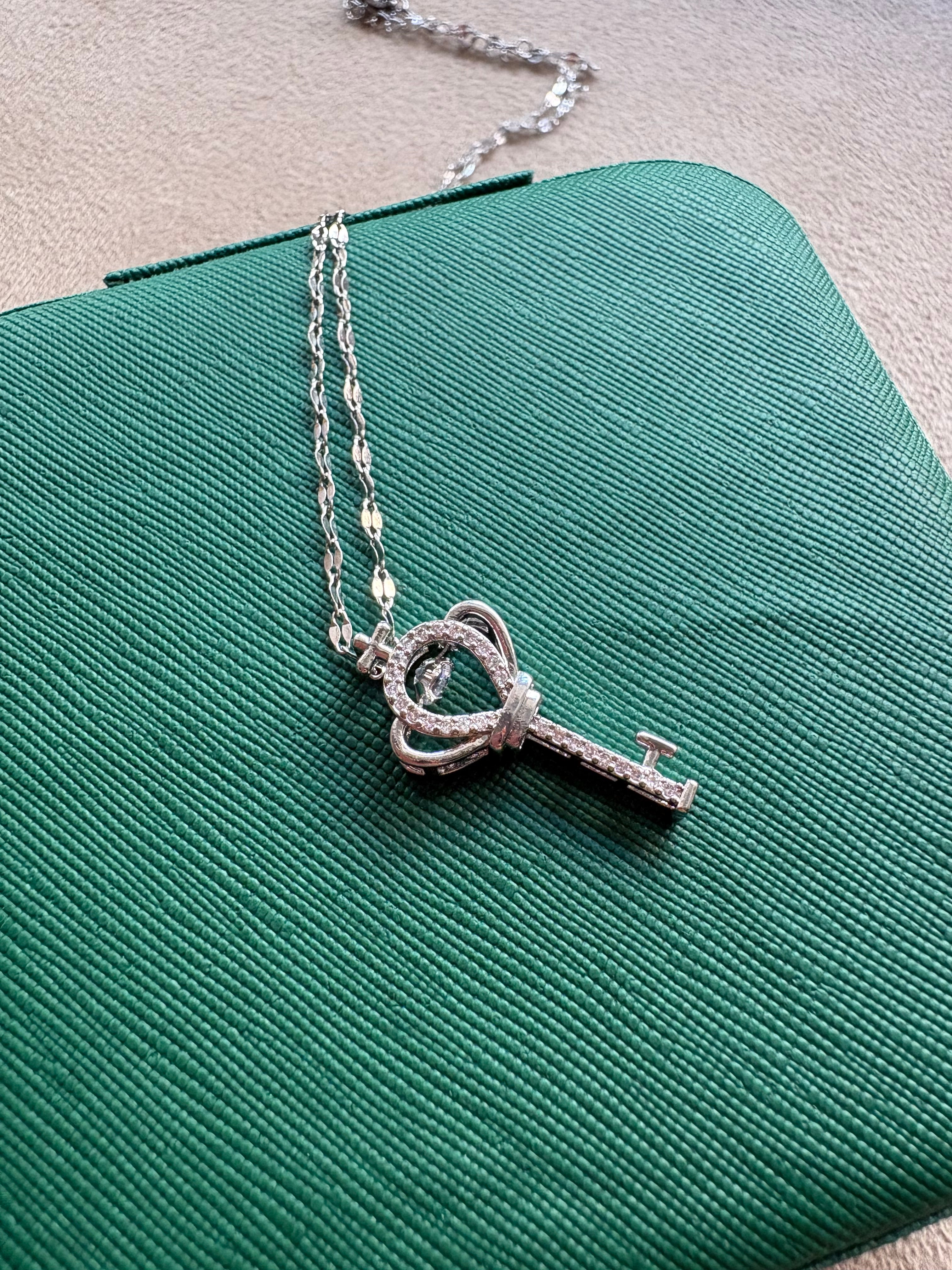 Collar Serena