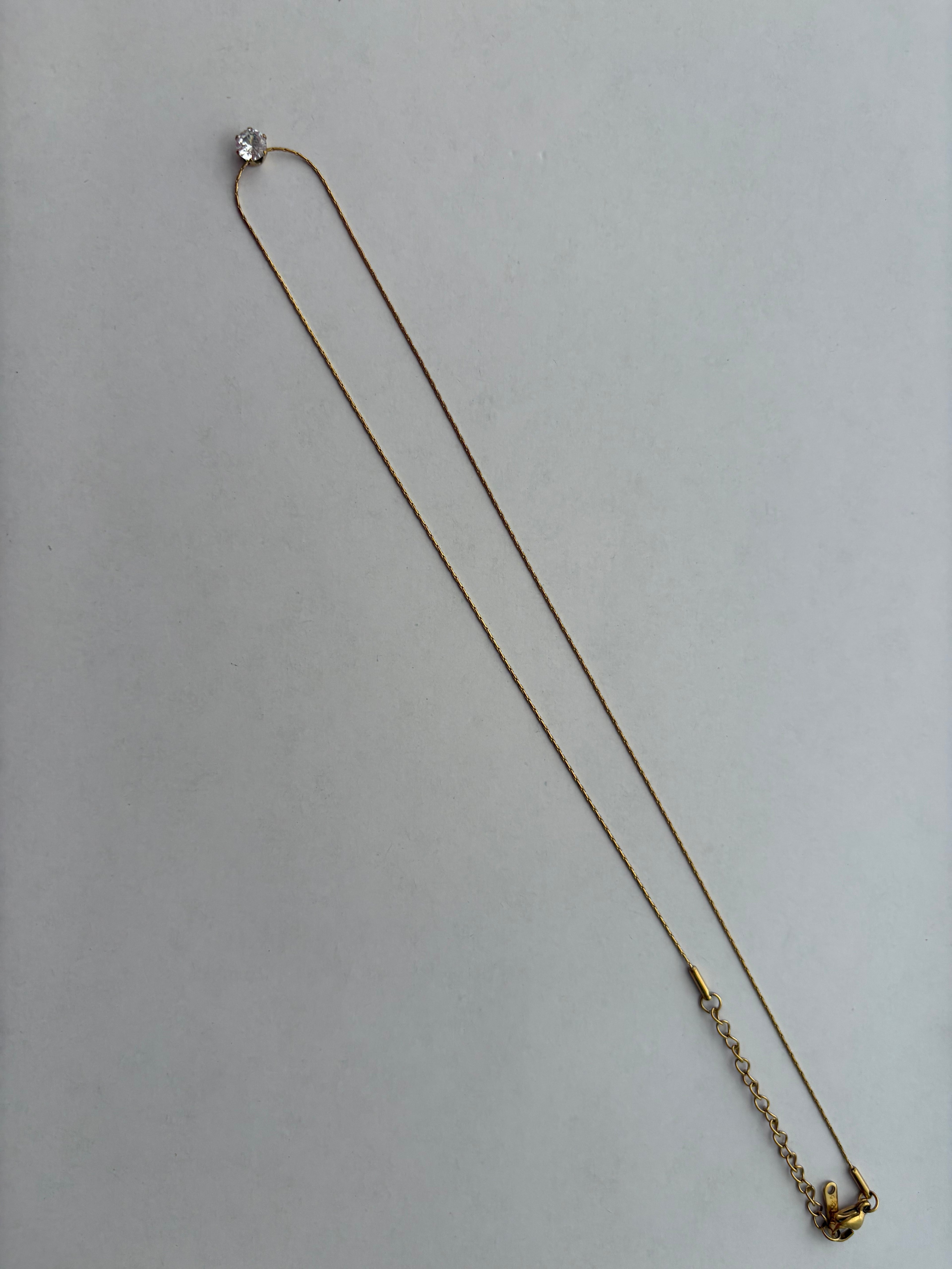 Collar solitario